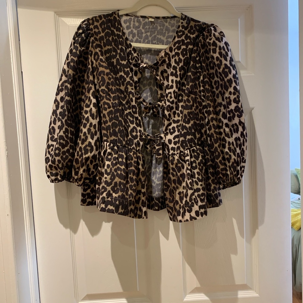 Leopard Print women’s tie front top